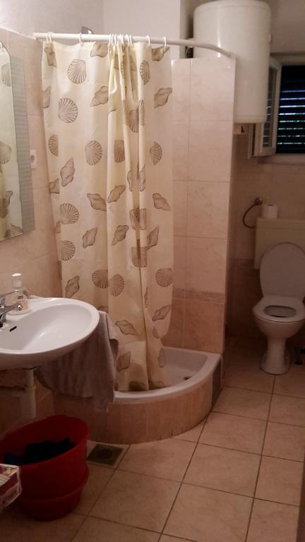 Antonija Apartments With Pool Биоград-на-Мору Номер фото