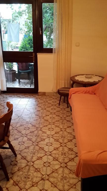 Antonija Apartments With Pool Биоград-на-Мору Номер фото