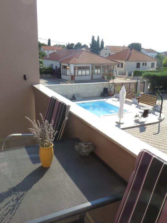 Antonija Apartments With Pool Биоград-на-Мору Экстерьер фото